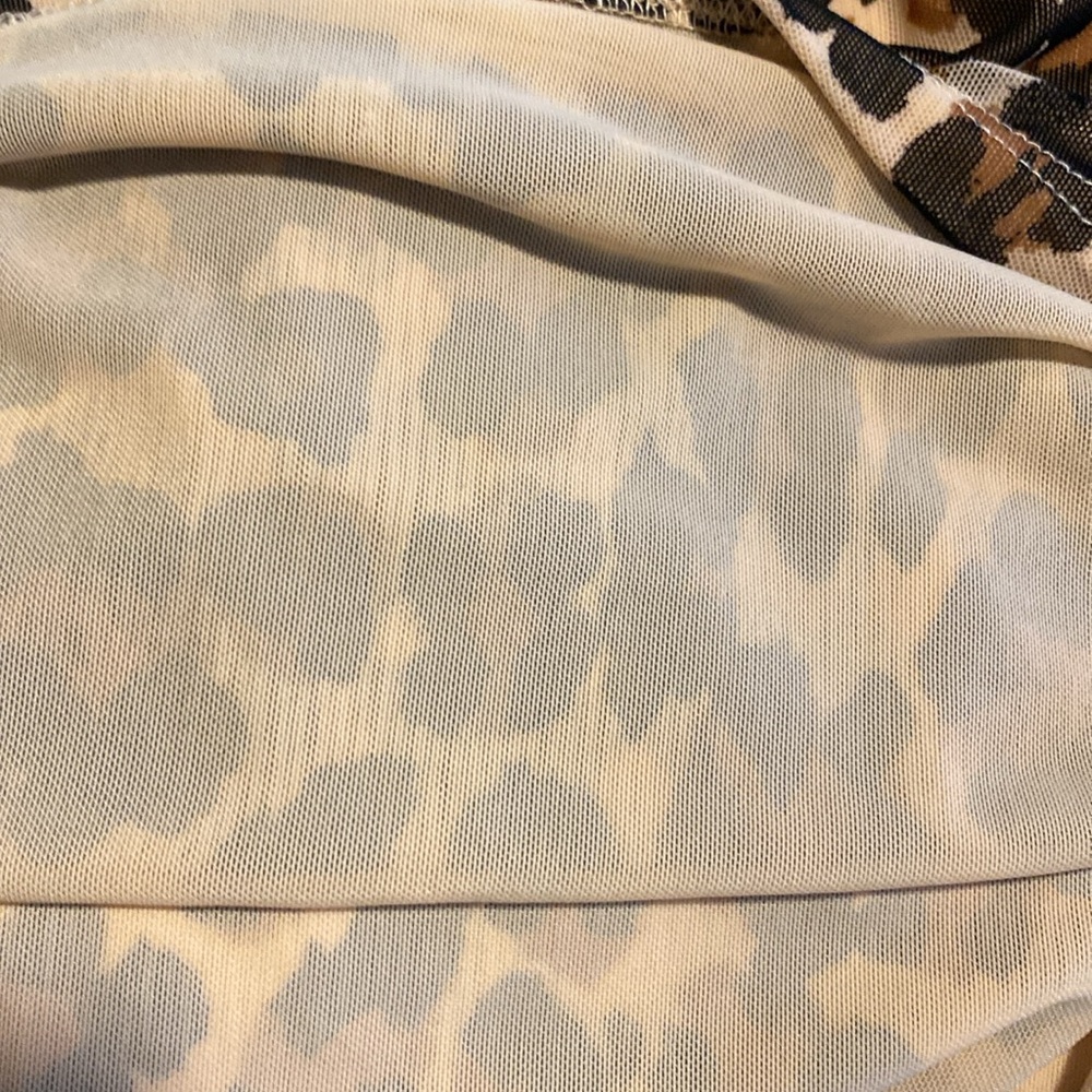 Lovely Leopard Print Turtleneck New Without Tags … - image 6